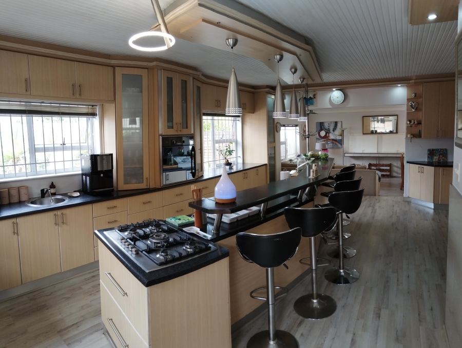 4 Bedroom Property for Sale in Azalea Park Eastern Cape